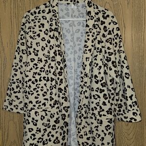 Maurices Leopard Print Cardigan in Cream and Black